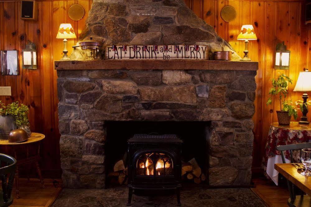 Inn At Baldwin Creek & Mary'S Restaurant Bristol Eksteriør bilde